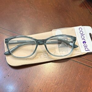 Coloread “Aviana” readers and coordinating case.